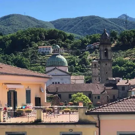Appartamento Incoronata Pontremoli Exterior photo