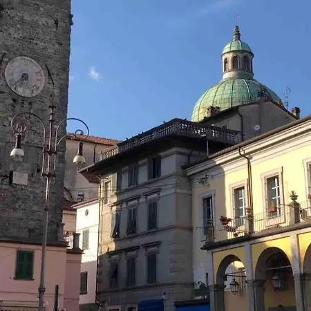 Appartamento Incoronata Pontremoli Exterior photo